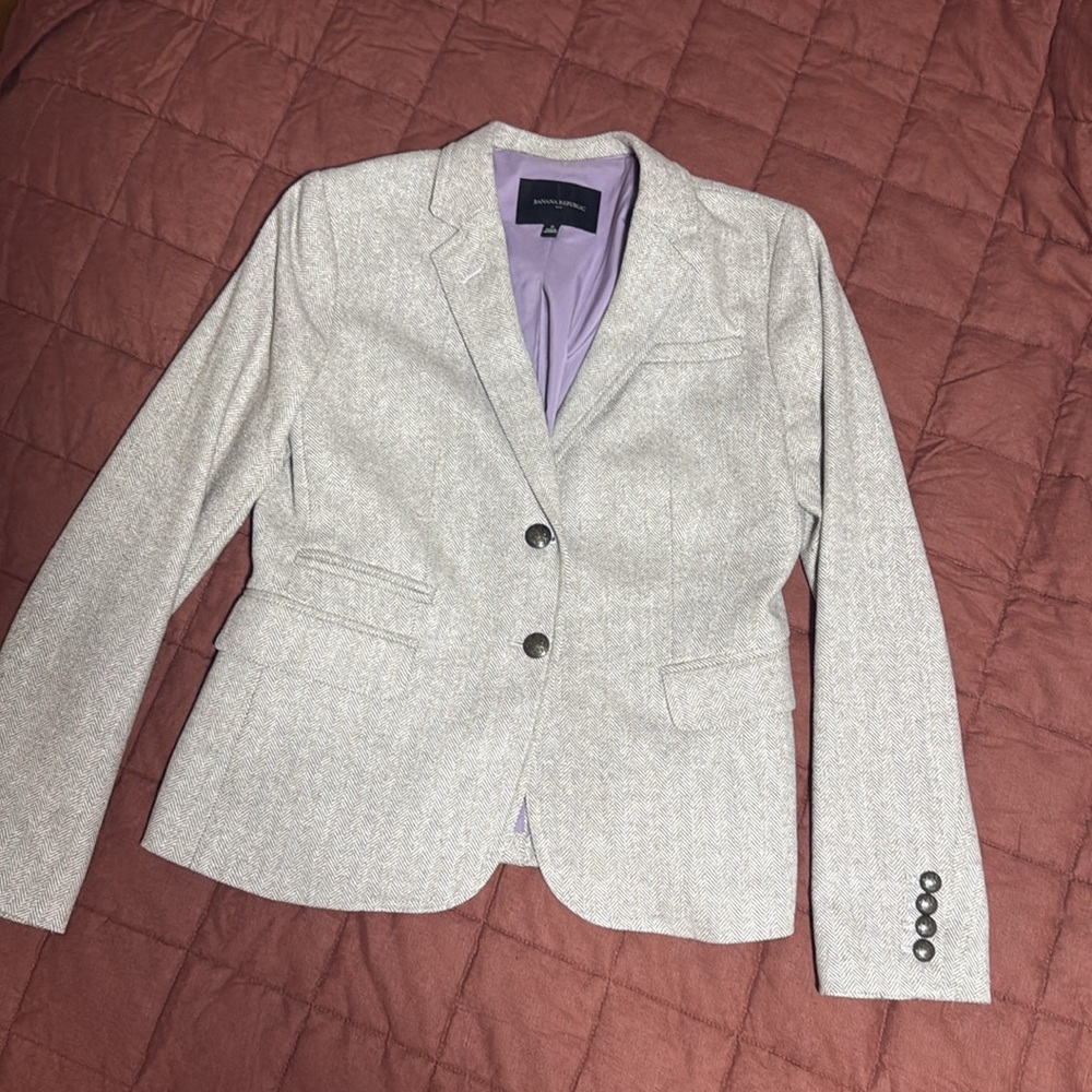 Banana Republic size 2 Herringbone wool blend blazer jacket